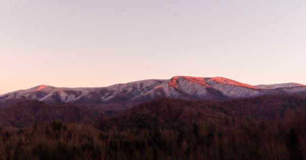 Snow capped mountains near Johnson City, TN